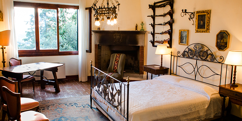Charming bedrooms at Villa Collegale